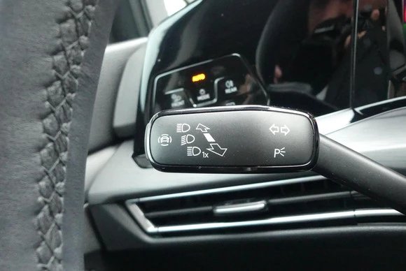 Volkswagen Golf - Afbeelding 18 van 30