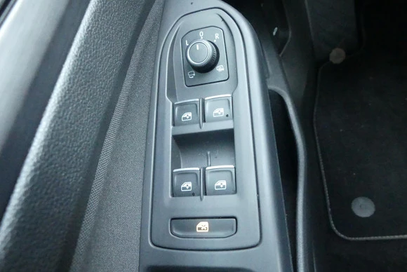 Volkswagen Golf - Afbeelding 30 van 30