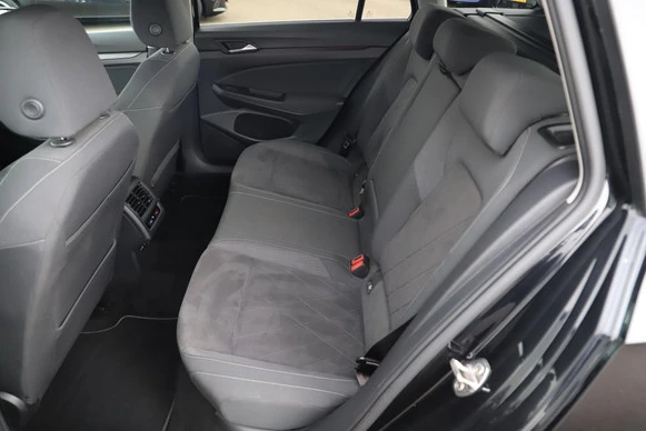 Volkswagen Golf - Afbeelding 8 van 23