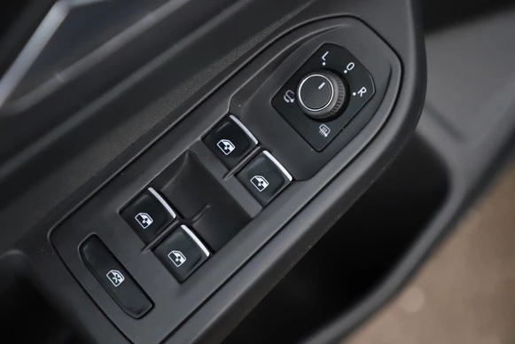Volkswagen Golf - Afbeelding 12 van 23
