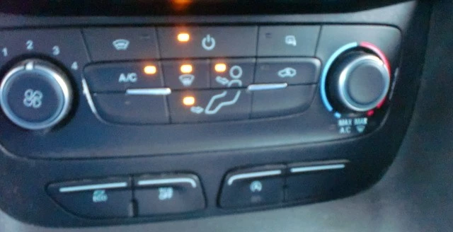 Ford Transit Connect - Afbeelding 8 van 14