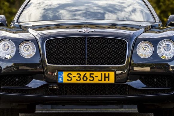 Bentley Flying Spur - Afbeelding 4 van 30