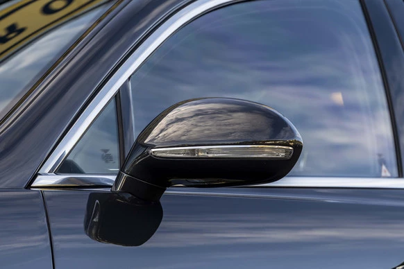 Bentley Flying Spur - Afbeelding 12 van 30