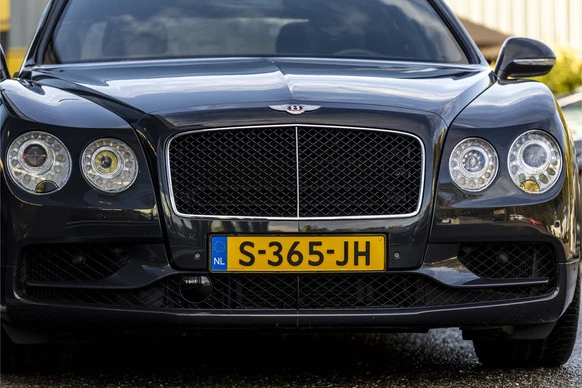 Bentley Flying Spur - Afbeelding 16 van 30