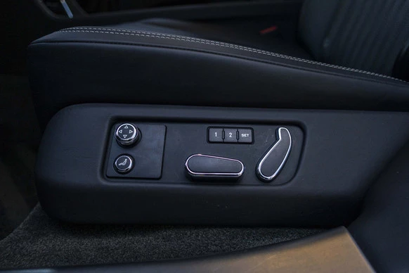 Bentley Flying Spur - Afbeelding 25 van 30