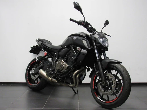 Yamaha MT 07 - Afbeelding 2 van 8