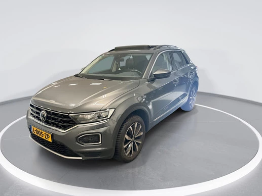 Volkswagen T-Roc - Afbeelding 1 van 15