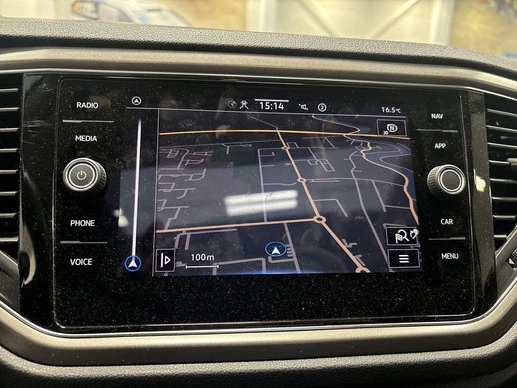 Volkswagen T-Roc - Afbeelding 12 van 15