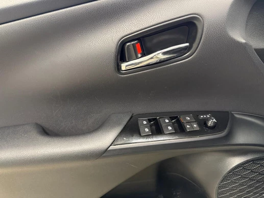 Toyota Prius - Afbeelding 14 van 27