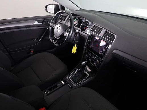 Volkswagen e-Golf - Afbeelding 18 van 27