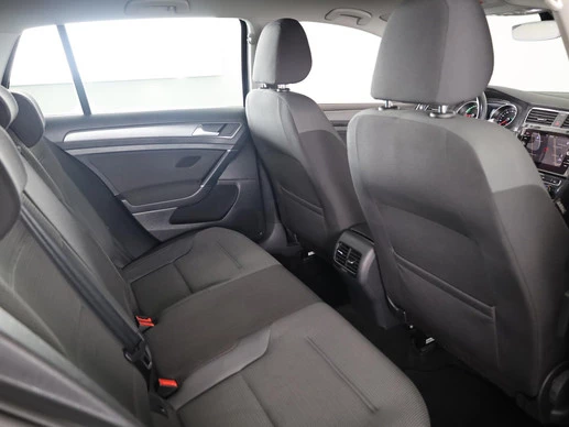 Volkswagen e-Golf - Afbeelding 20 van 27