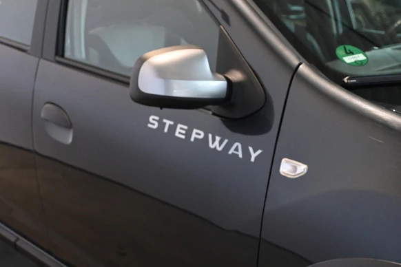 Dacia Logan - Afbeelding 28 van 30