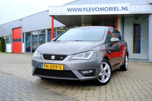 SEAT Ibiza - Afbeelding 1 van 30