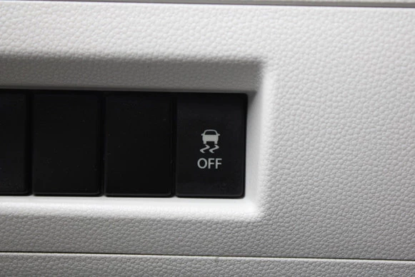 Suzuki Ignis - Afbeelding 15 van 30