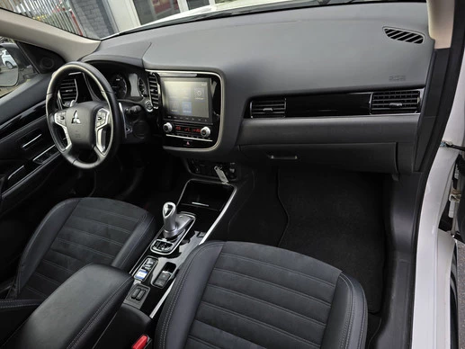 Mitsubishi Outlander - Afbeelding 17 van 30