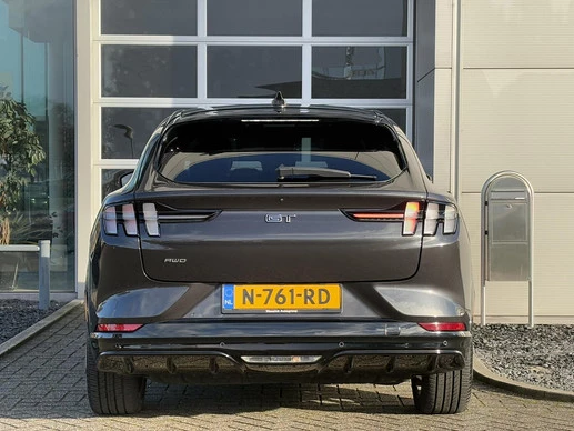 Ford Mustang Mach-E - Afbeelding 7 van 30