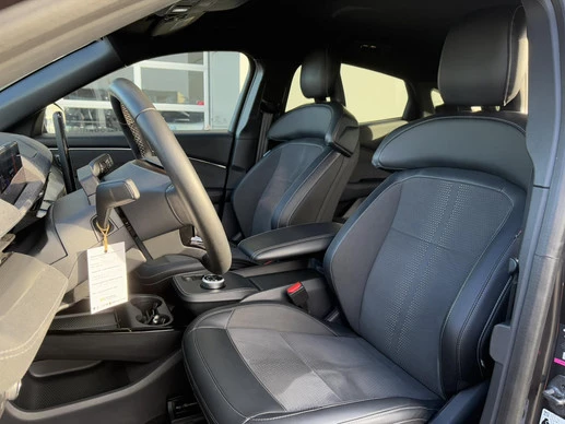 Ford Mustang Mach-E - Afbeelding 11 van 30