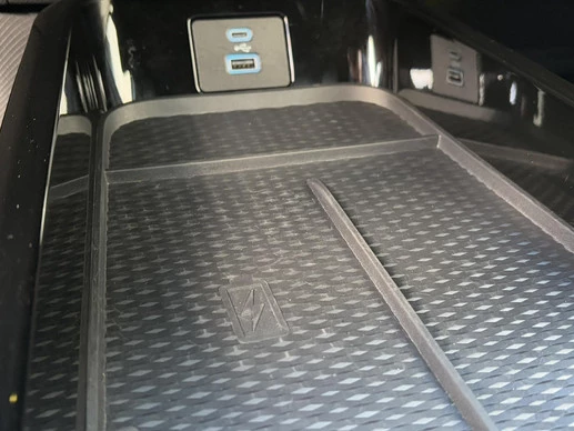 Ford Mustang Mach-E - Afbeelding 23 van 30