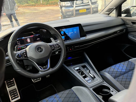 Volkswagen Golf - Afbeelding 28 van 30