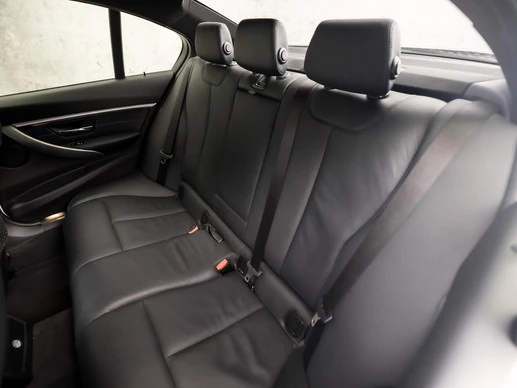 BMW 3 Serie - Afbeelding 16 van 30