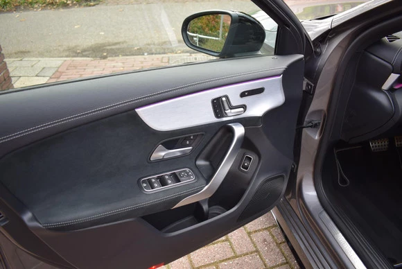 Mercedes-Benz A-Klasse - Afbeelding 14 van 30