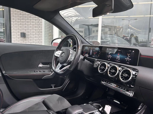 Mercedes-Benz A-Klasse - Afbeelding 24 van 28
