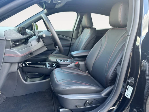 Ford Mustang Mach-E - Afbeelding 15 van 30