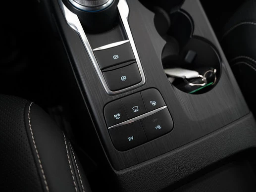 Ford Kuga - Afbeelding 12 van 30