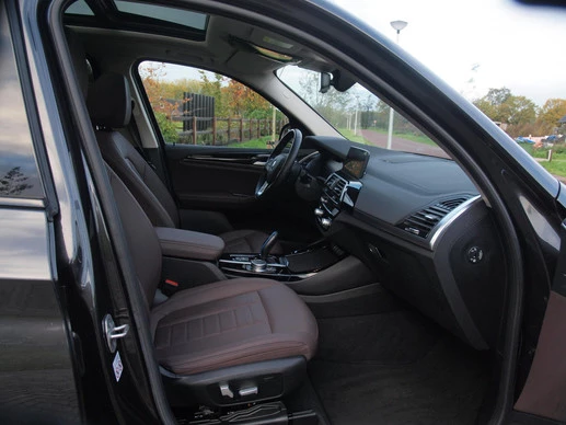 BMW iX3 - Afbeelding 14 van 30