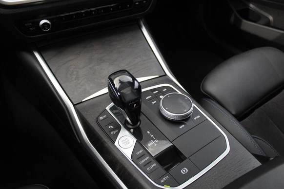 BMW 3 Serie - Afbeelding 16 van 30