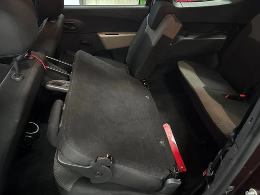 Dacia Lodgy - Afbeelding 16 van 21