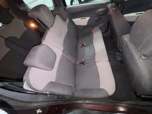 Dacia Lodgy - Afbeelding 18 van 21