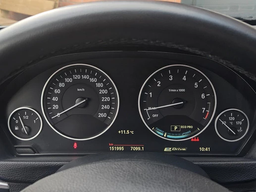 BMW 3 Serie - Afbeelding 16 van 27