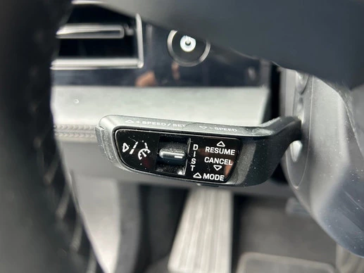 Porsche Taycan - Afbeelding 13 van 29