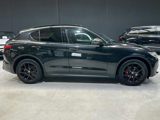 Alfa Romeo Stelvio - Afbeelding 8 van 30