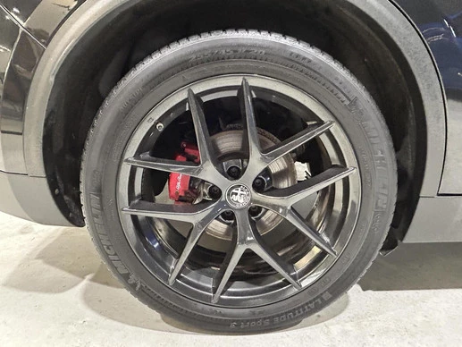 Alfa Romeo Stelvio - Afbeelding 9 van 30