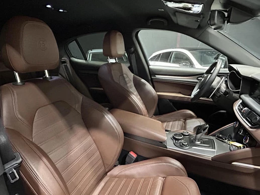 Alfa Romeo Stelvio - Afbeelding 16 van 30