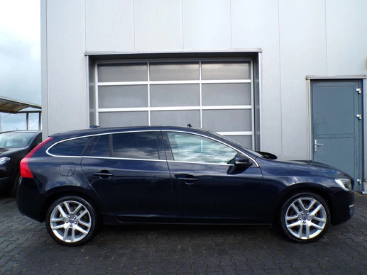 Volvo V60 - Afbeelding 2 van 30