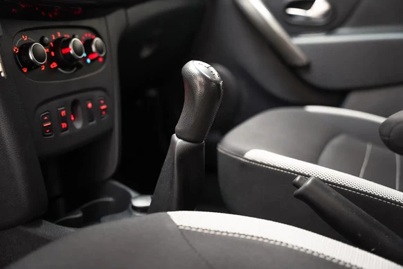 Dacia Sandero - Afbeelding 19 van 30