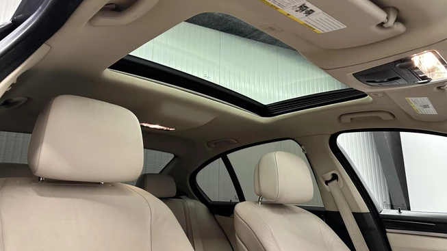 BMW 5 Serie - Afbeelding 19 van 30