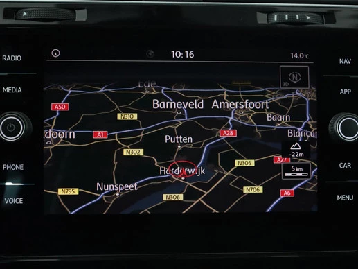 Volkswagen Golf - Afbeelding 16 van 30