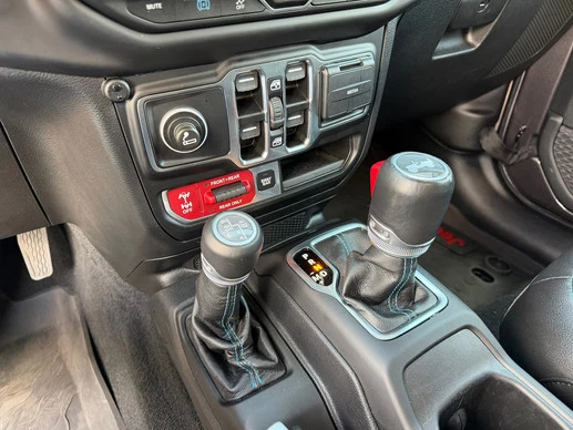 Jeep Wrangler - Afbeelding 24 van 30