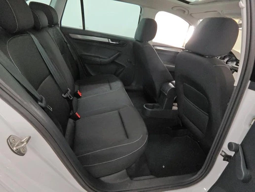 Škoda Rapid - Afbeelding 12 van 15