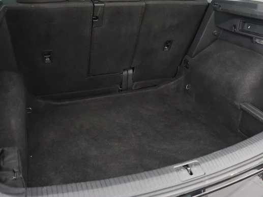 Volkswagen Tiguan - Afbeelding 10 van 30