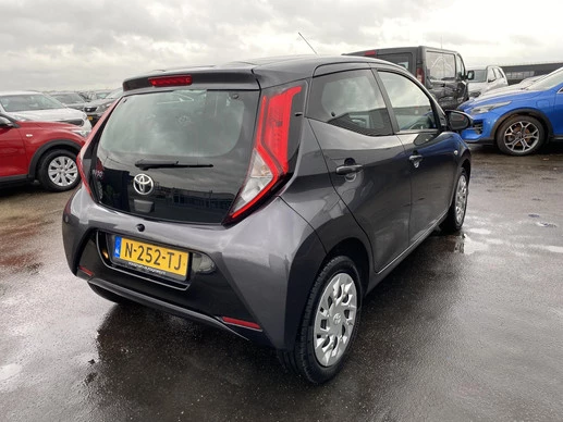 Toyota Aygo - Afbeelding 10 van 30