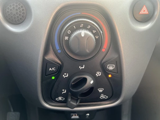 Toyota Aygo - Afbeelding 26 van 30