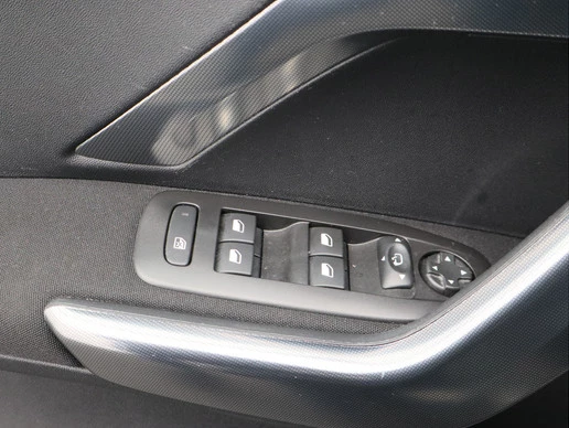 Peugeot 2008 - Afbeelding 28 van 30