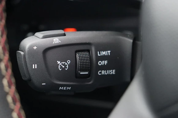 DS DS 7 - Afbeelding 20 van 30