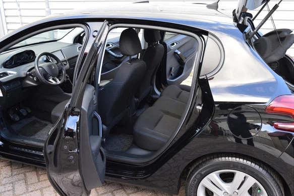Peugeot 208 - Afbeelding 23 van 29