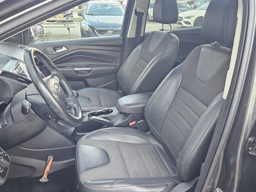 Ford Kuga - Afbeelding 17 van 27